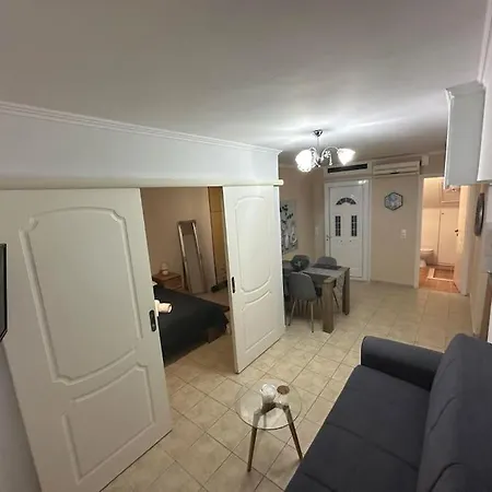 Sandras Near Airport Corfu (city)